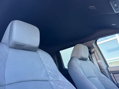 Certified 2024 Toyota Tacoma SR5 AWD/4WD image 16
