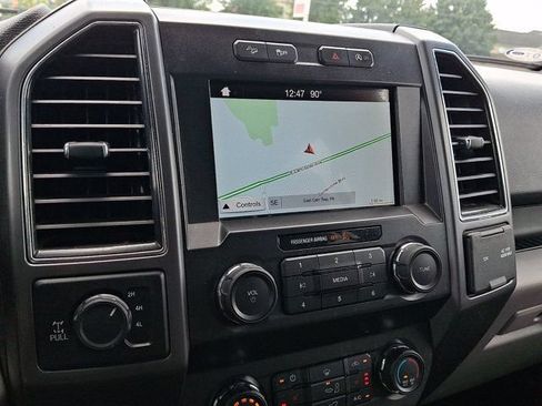 Used 2019 Ford F150 XLT w/ Equipment Group 302A Luxury AWD/4WD image 21