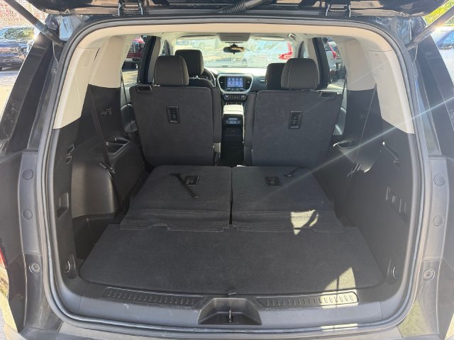 Certified 2022 GMC Acadia SLE w/ Elevation Edition FWD image 14