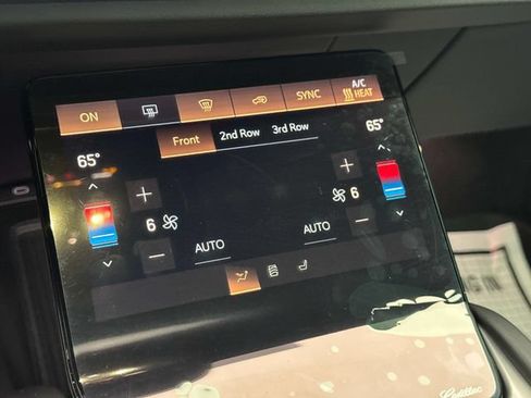 New 2026 Cadillac Vistiq Luxury w/ LPO, Floor Liner Package AWD/4WD image 26