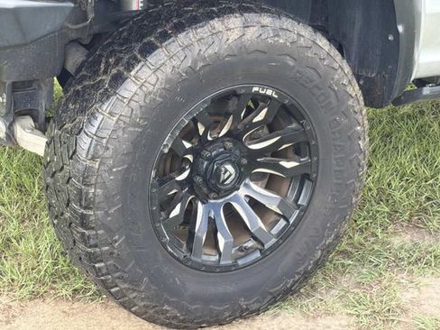 Used 2019 Ford F150 Raptor w/ Equipment Group 802A Luxury AWD/4WD image 16