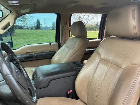 Used 2011 Ford F350 Lariat w/ Lariat Interior Pkg image 18