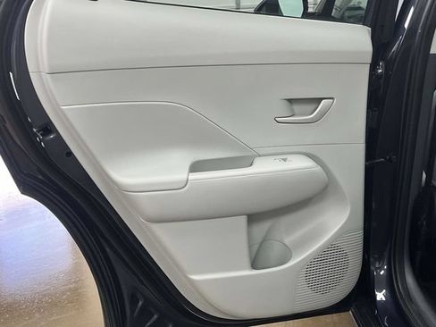Used 2024 Hyundai Kona SEL AWD/4WD image 18