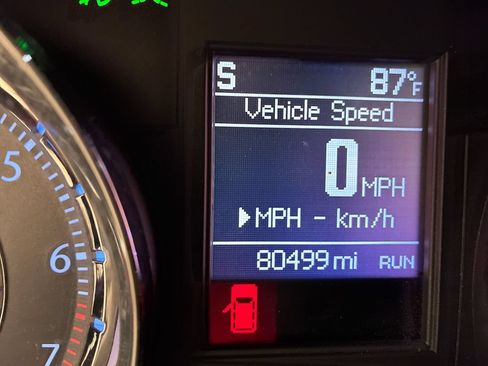 Used 2016 Chrysler Town & Country Touring-L w/ Driver Convenience Group FWD image 14