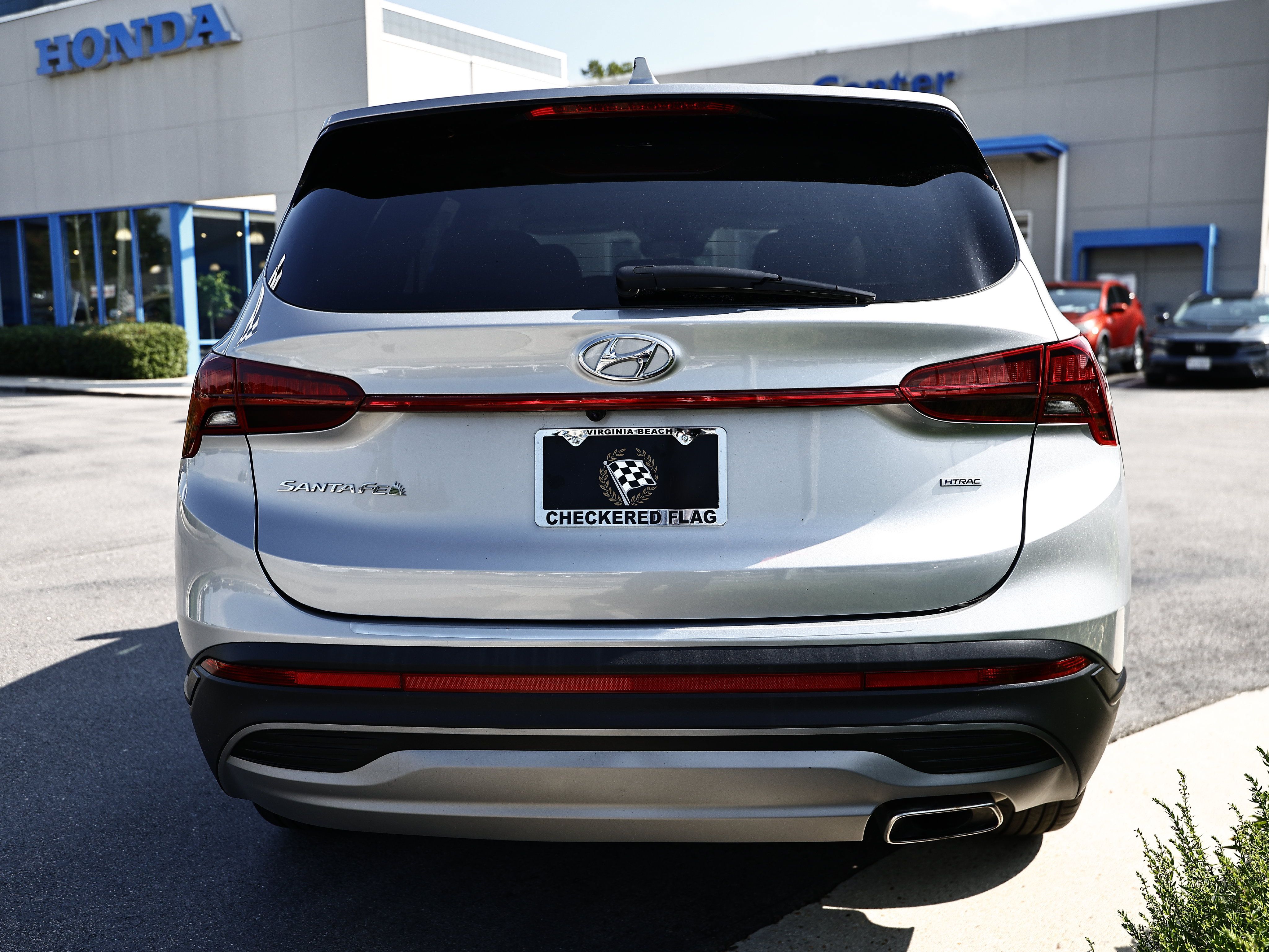 Used 2023 Hyundai Santa Fe SE AWD/4WD image 10