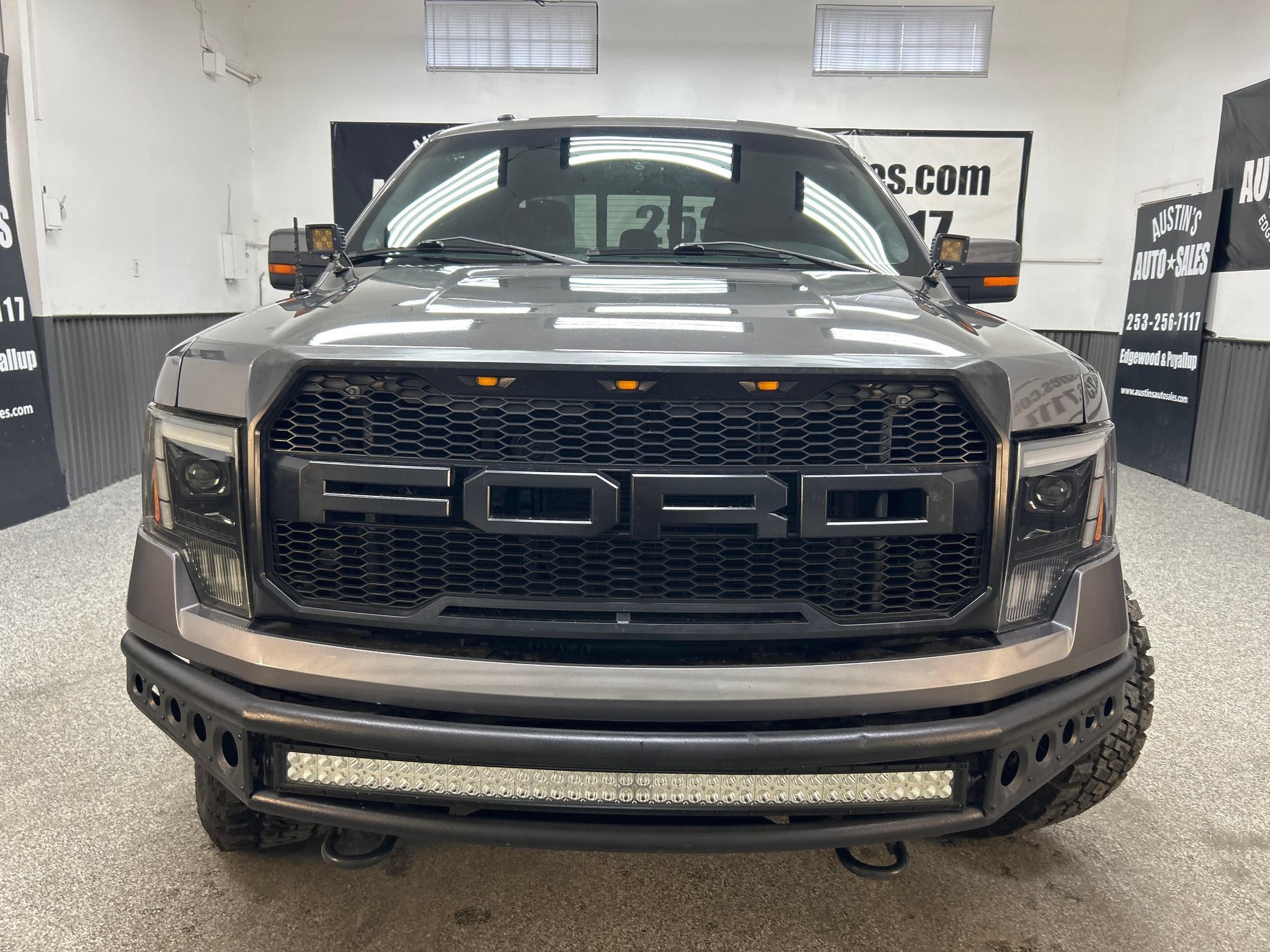 Used 2013 Ford F150 FX4 w/ Luxury Equipment Group AWD/4WD image 2