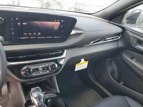 New 2026 Buick Envista Sport Touring w/ Convenience I Package FWD image 25