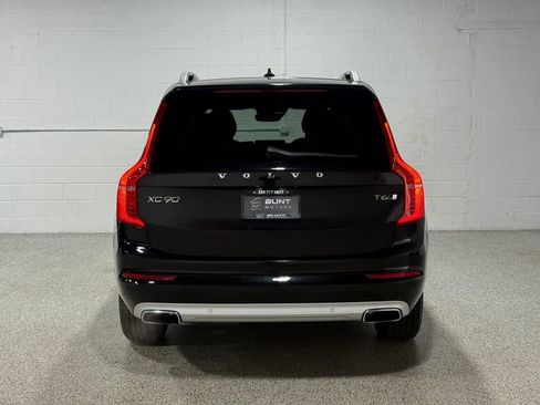 Used 2016 Volvo XC90 T6 Momentum w/ Momentum Plus Package image 7