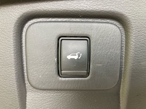 Used 2018 Nissan Murano Platinum image 27