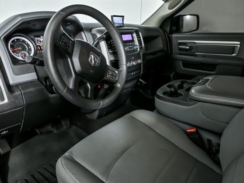 Used 2013 RAM 1500 Express image 18