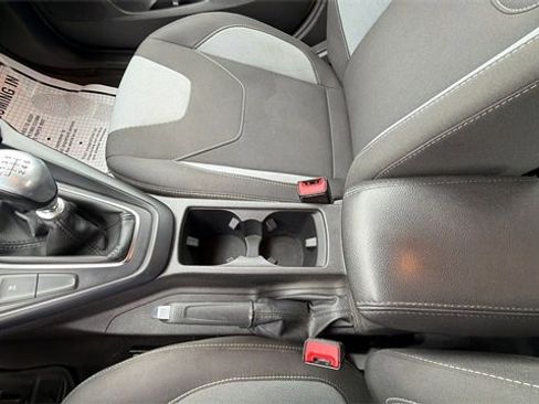 Used 2018 Ford Focus ST image 15