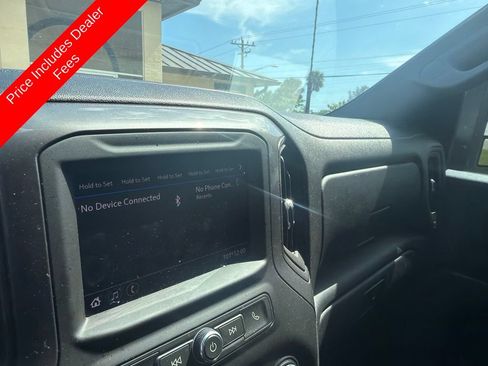 Used 2023 Chevrolet Silverado 2500 Custom AWD/4WD image 4
