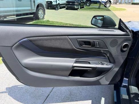 Used 2025 Ford Mustang Dark Horse RWD image 9