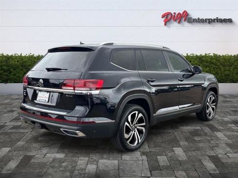 Used 2023 Volkswagen Atlas SEL AWD/4WD image 8