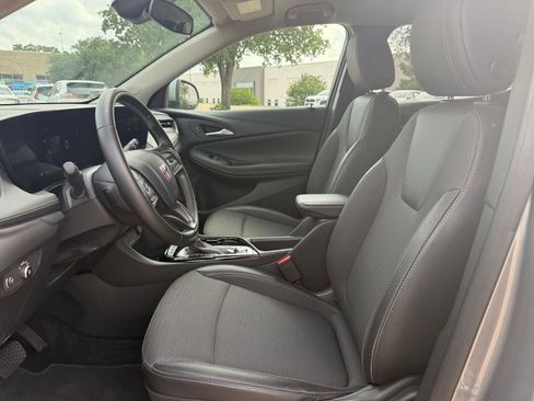 Used 2025 Buick Encore GX Preferred image 28