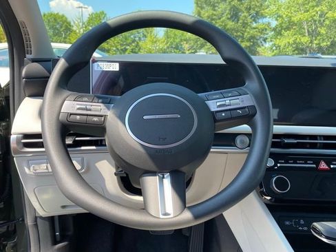 New 2026 Hyundai Tucson SEL FWD image 15