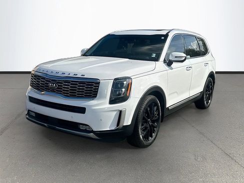 Certified 2021 Kia Telluride SX w/ Towing Package FWD image 3