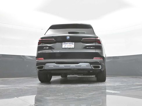 Used 2025 BMW X5 xDrive50e AWD/4WD image 44