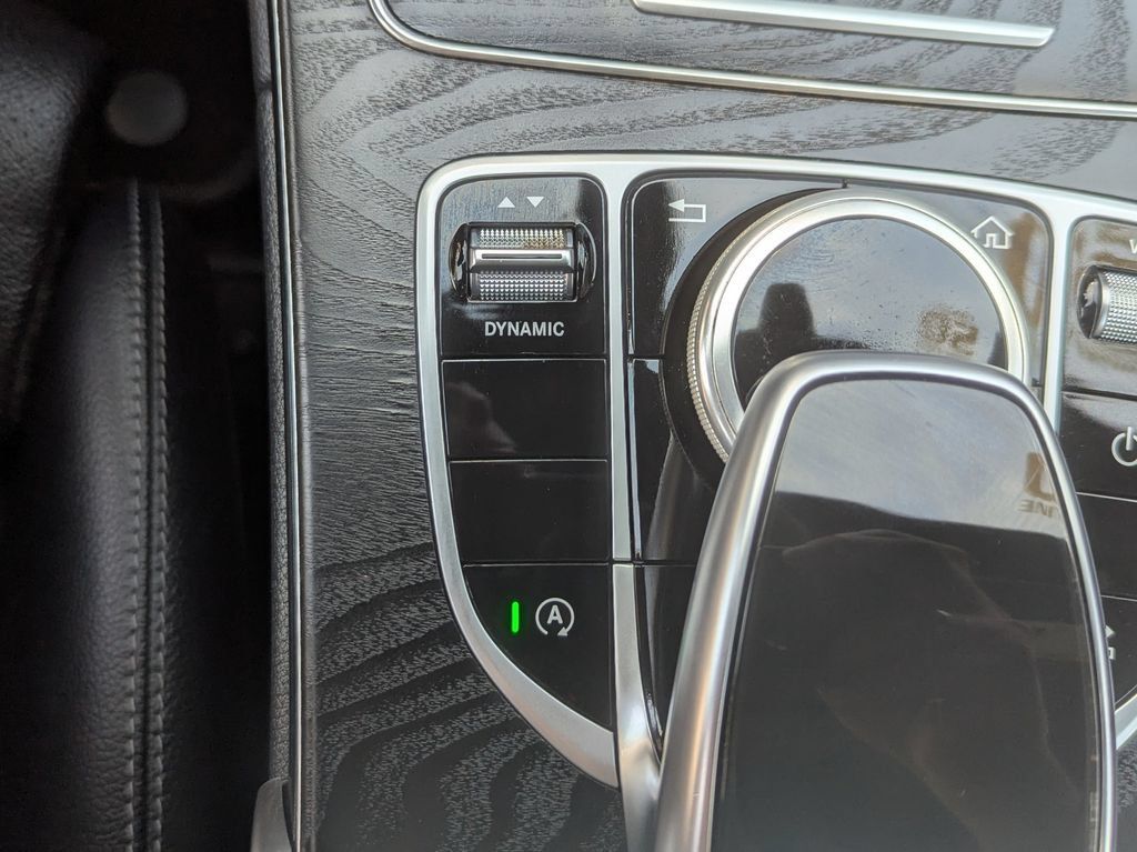 Used 2020 Mercedes-Benz C 300 4MATIC Coupe image 30