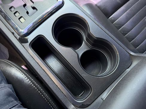 Used 2010 Dodge Challenger R/T image 36