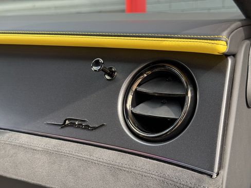 Used 2025 Bentley Continental GT Speed image 32