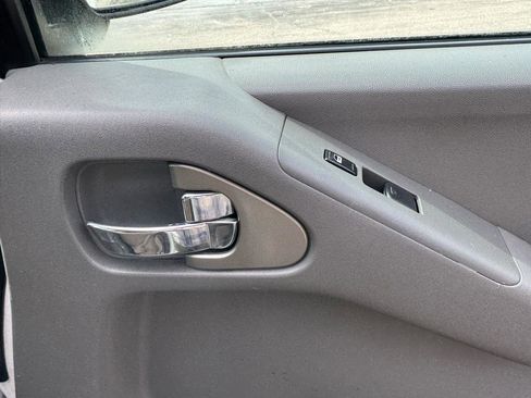 Used 2006 Nissan Frontier SE w/ (P01) Power Pkg image 31