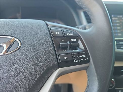 Used 2018 Hyundai Tucson Sport FWD image 19