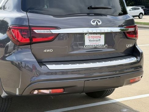 Used 2024 INFINITI QX80 Luxe AWD/4WD image 6