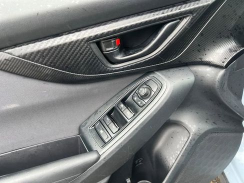 Used 2018 Subaru Crosstrek 2.0i Premium w/ Moonroof Package image 34