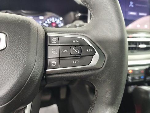 Certified 2024 Jeep Compass Limited image 16