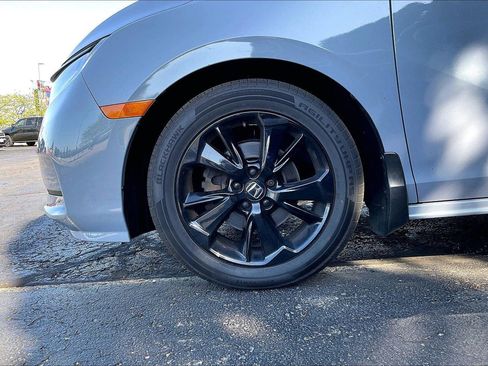 Used 2024 Honda Odyssey Sport image 10