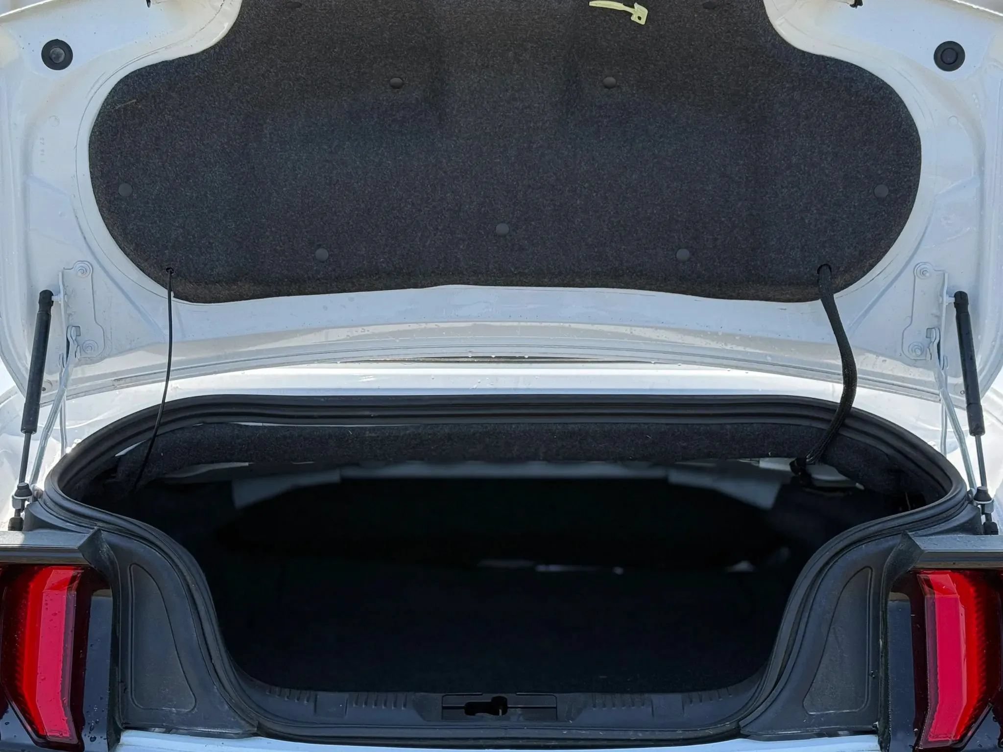 Used 2023 Ford Mustang Premium RWD image 28