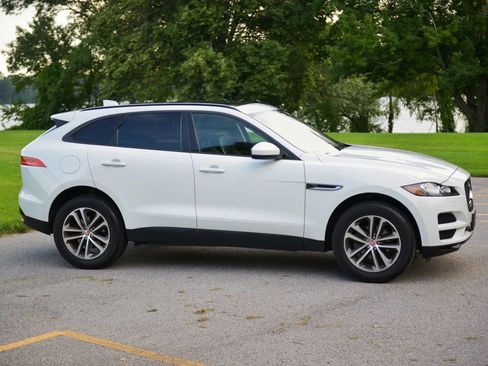 Used 2018 Jaguar F-PACE Premium AWD/4WD image 13