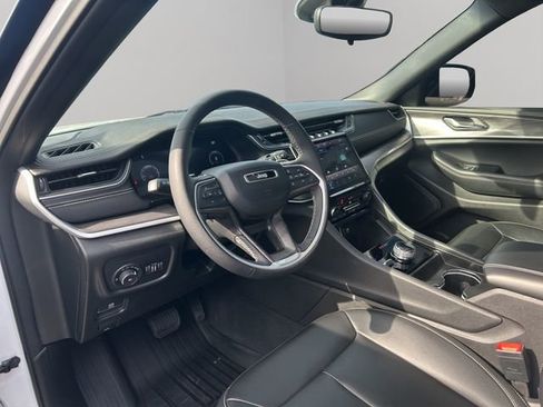 Used 2024 Jeep Grand Cherokee L Limited w/ Trailer Tow Package AWD/4WD image 27