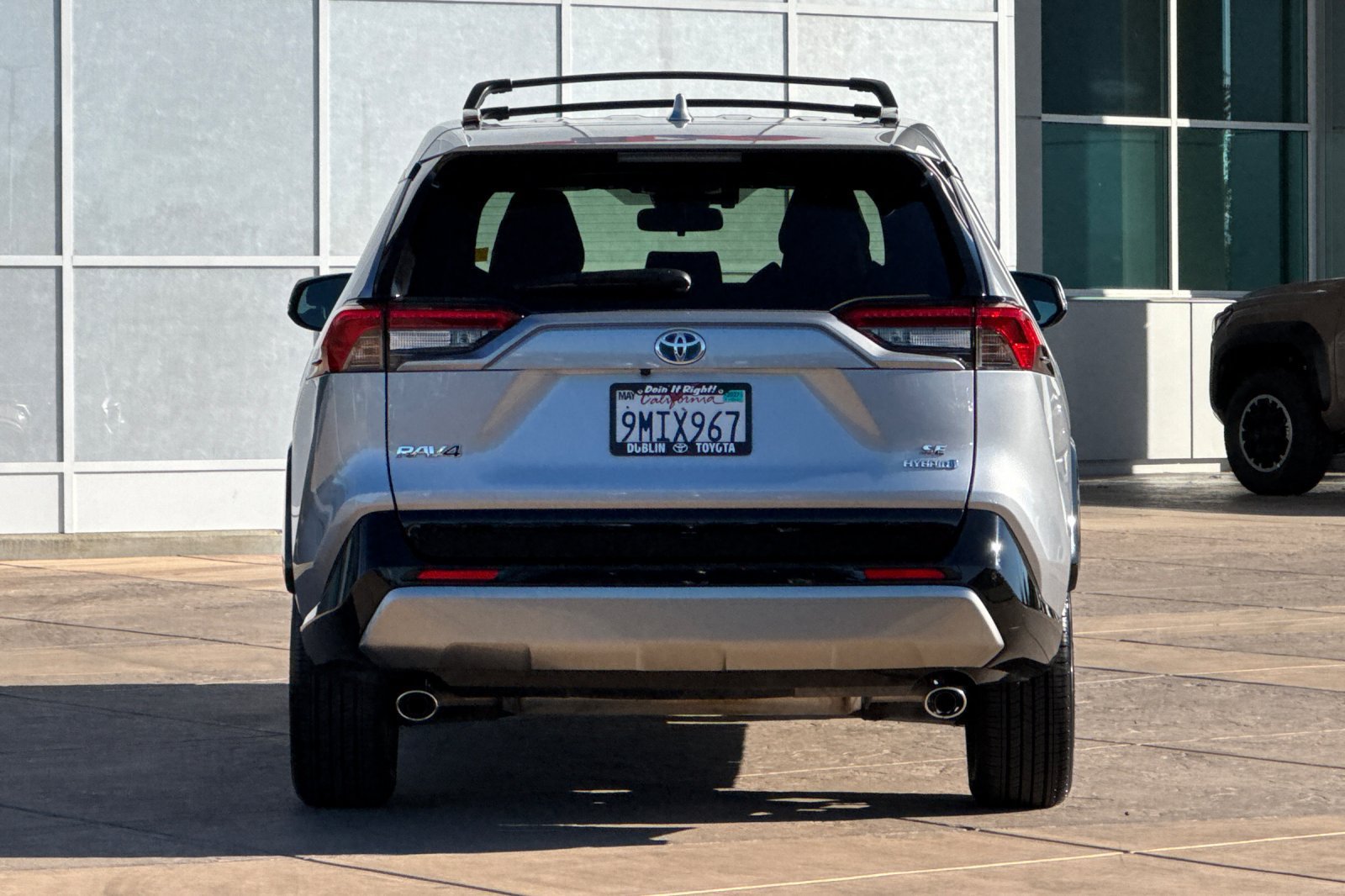 Certified 2024 Toyota RAV4 SE w/ Convenience Package AWD/4WD image 6