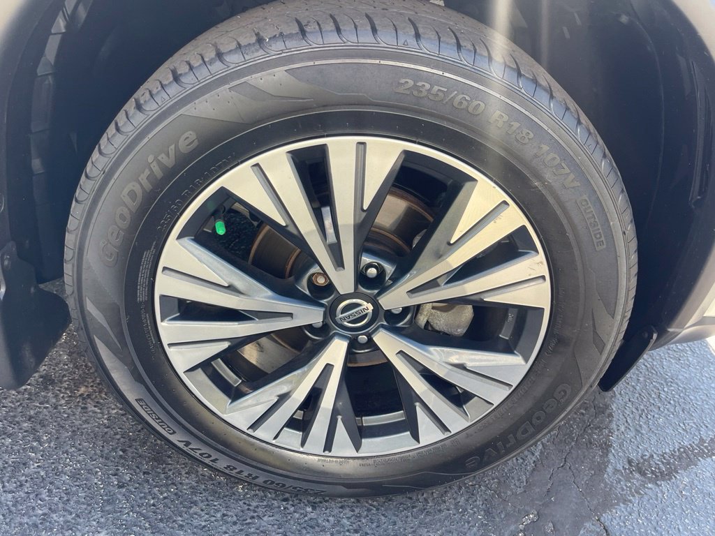 Certified 2021 Nissan Rogue SV AWD/4WD image 28