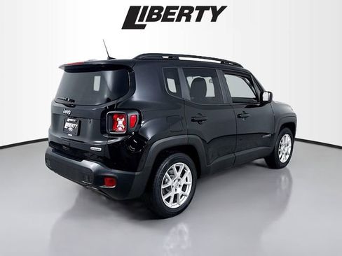 Used 2021 Jeep Renegade Latitude image 7