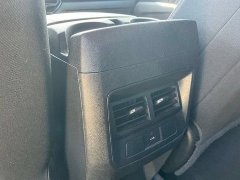 Used 2024 Chevrolet Colorado LT w/ LT Convenience Package II AWD/4WD image 34