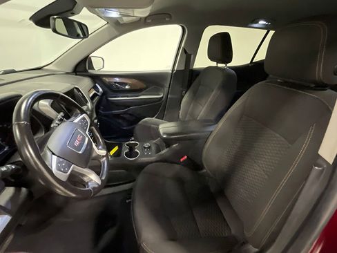Used 2020 GMC Terrain SLE w/ Driver Convenience Package AWD/4WD image 3