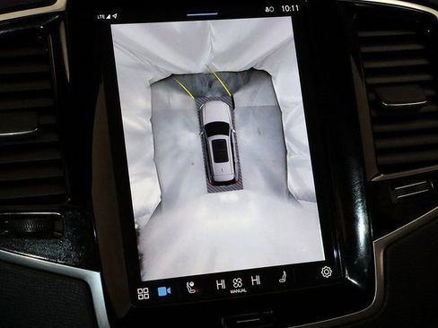 Used 2024 Volvo XC90 B5 Plus image 21