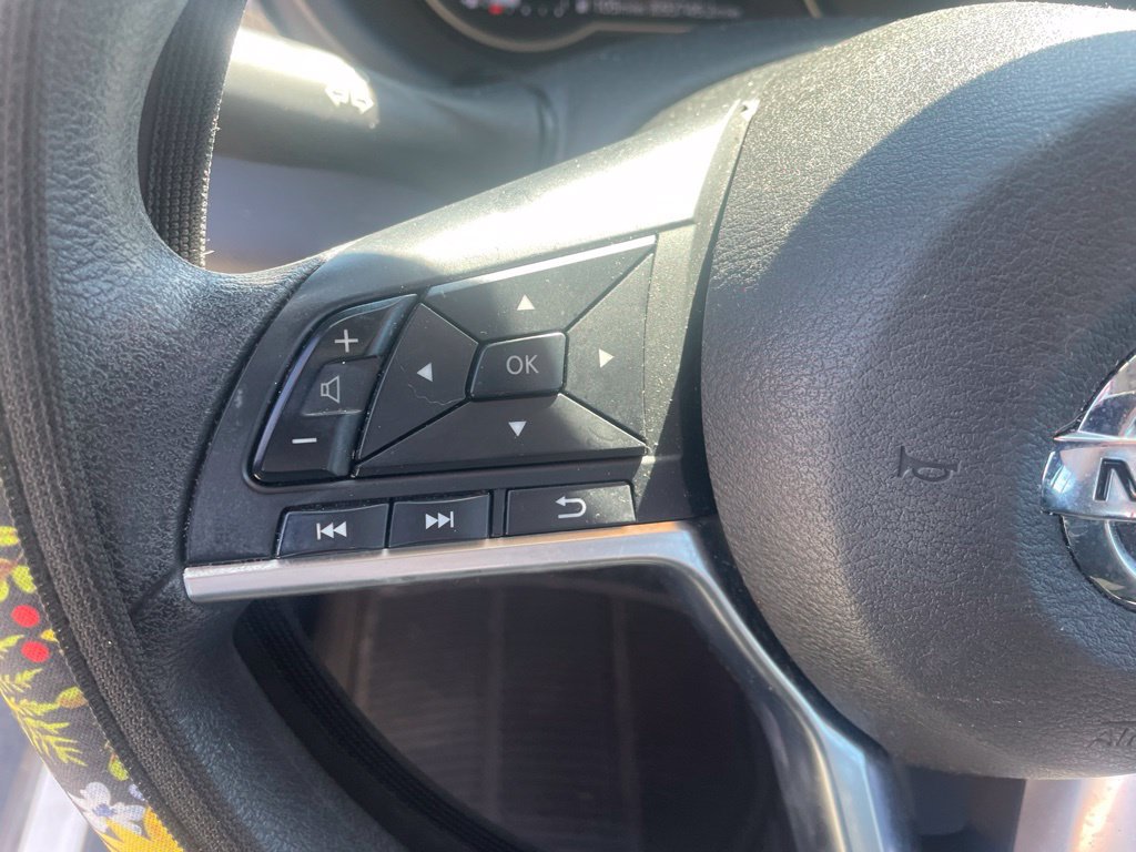 Used 2020 Nissan Kicks SV FWD image 14