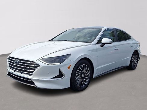 Used 2021 Hyundai Sonata Limited FWD image 3