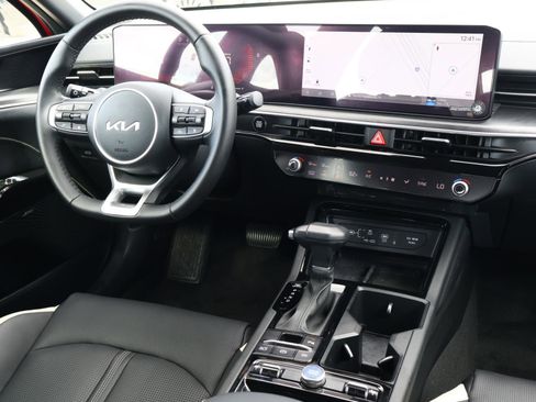 Used 2025 Kia K5 GT-Line w/ GT-Line Premium Package image 10