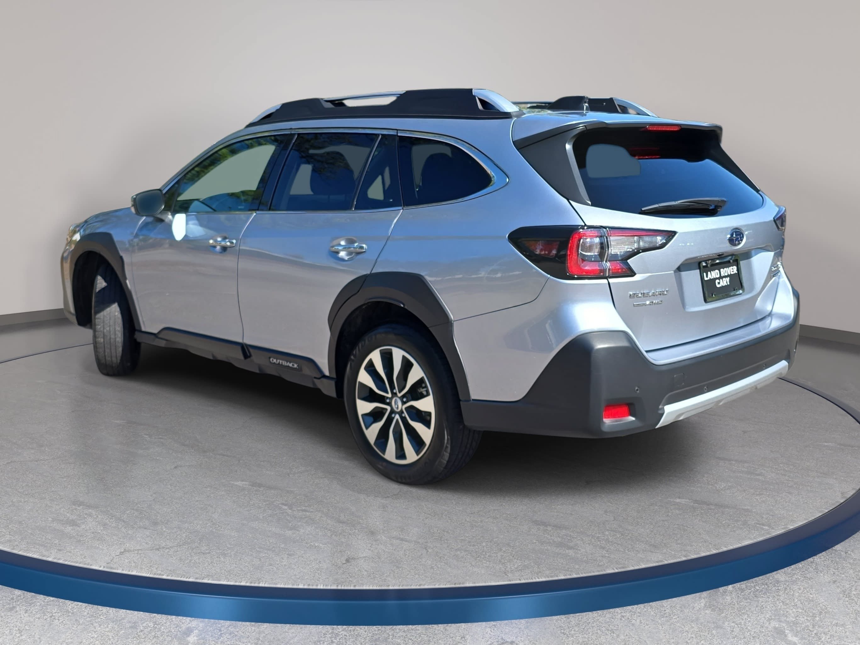 Used 2024 Subaru Outback Touring XT AWD/4WD image 7