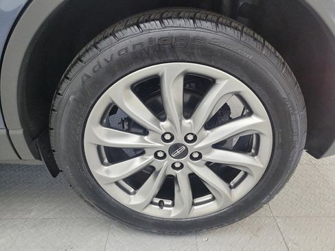 Used 2022 Lincoln Corsair AWD w/ Premium Package image 31