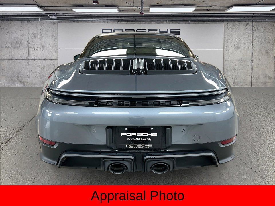 Certified 2026 Porsche 911 Targa 4 GTS AWD/4WD image 10