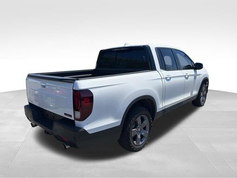 Used 2024 Honda Ridgeline TrailSport image 4