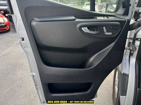 Used 2020 Mercedes-Benz Sprinter 2500 image 16