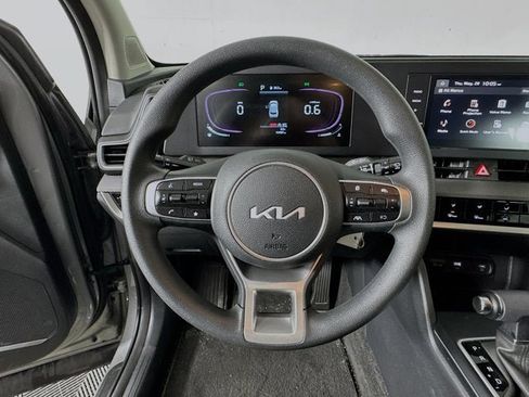 Certified 2025 Kia Sportage LX AWD/4WD image 11
