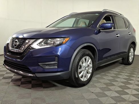 Used 2017 Nissan Rogue SV AWD/4WD image 6